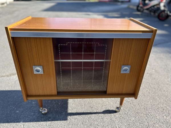 meuble vintage a roulette redim